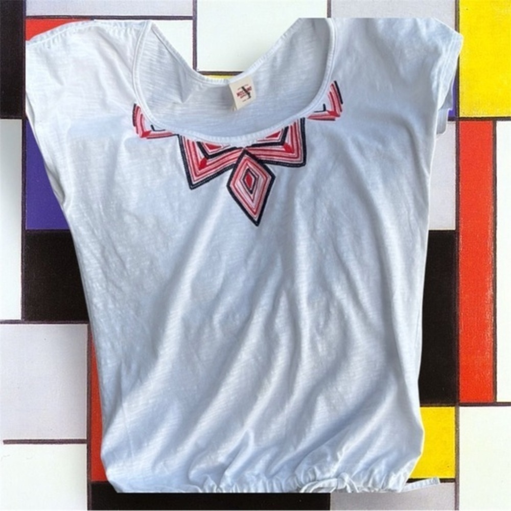 GEOMETRIC EMBROIDERY SIDE TIE BLOUSE BY MOSSIMO SUPPLY COMPANY